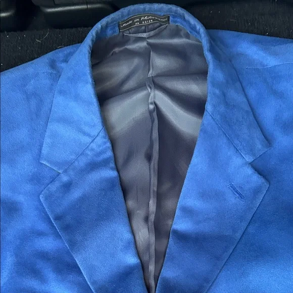 Elegant Royal Blue Men's Blazer - Picture 2 of 9